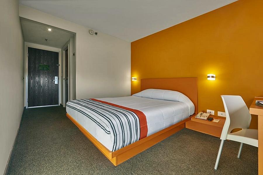 City Express Junior By Marriott Leon Centro De Convenciones Zewnętrze zdjęcie