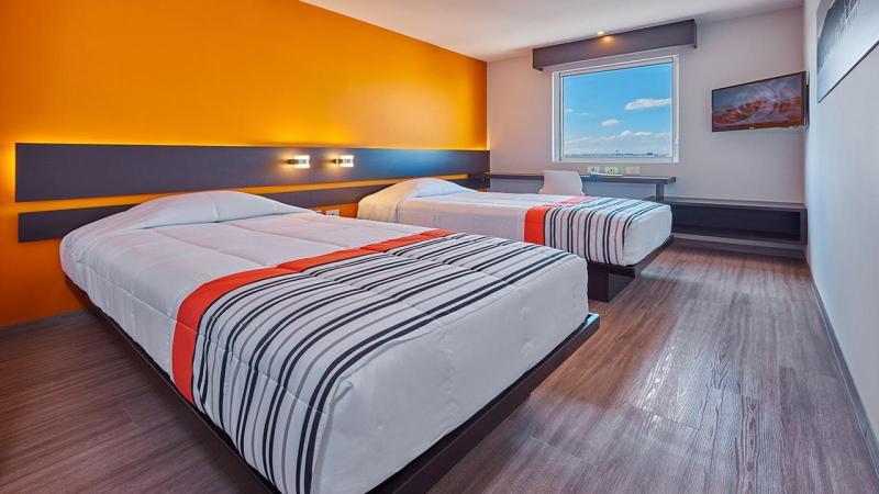 City Express Junior By Marriott Leon Centro De Convenciones Zewnętrze zdjęcie